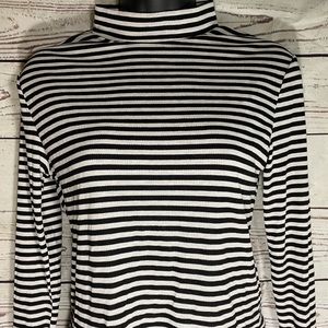 H&M l Striped Turtle Neck Crop Top